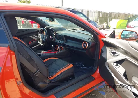 2019 Chevrolet Camaro 1Lt from USA, damaged, VIN 1G1FA1RS7K0111738